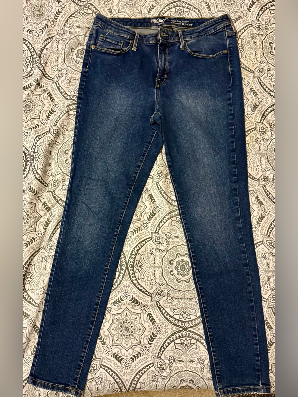 Mossimo Supply Co. Dark Wash Skinny Jeans